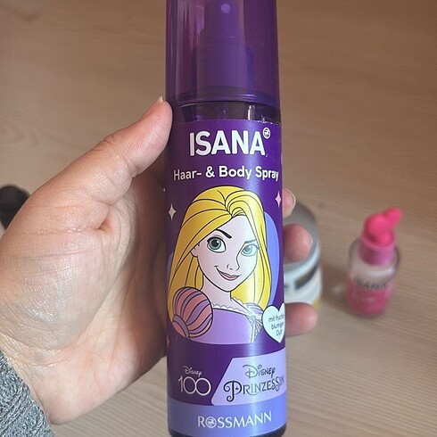  Beden Isana seti