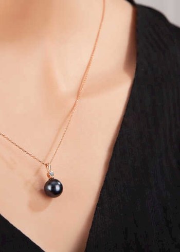 Modern Klasik Siyah Boncuklu Kadın Kolye - Görsel 2