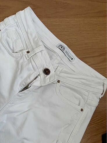 Zara beyaz pantolon
