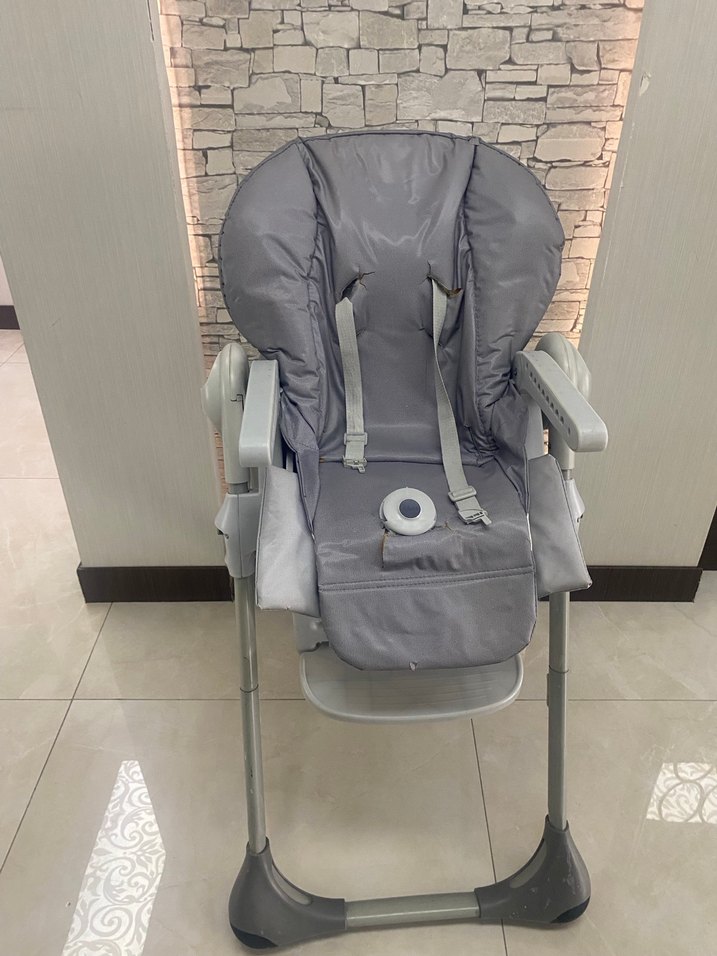 Gri Bebek Mama Sandalyesi - Görsel 4