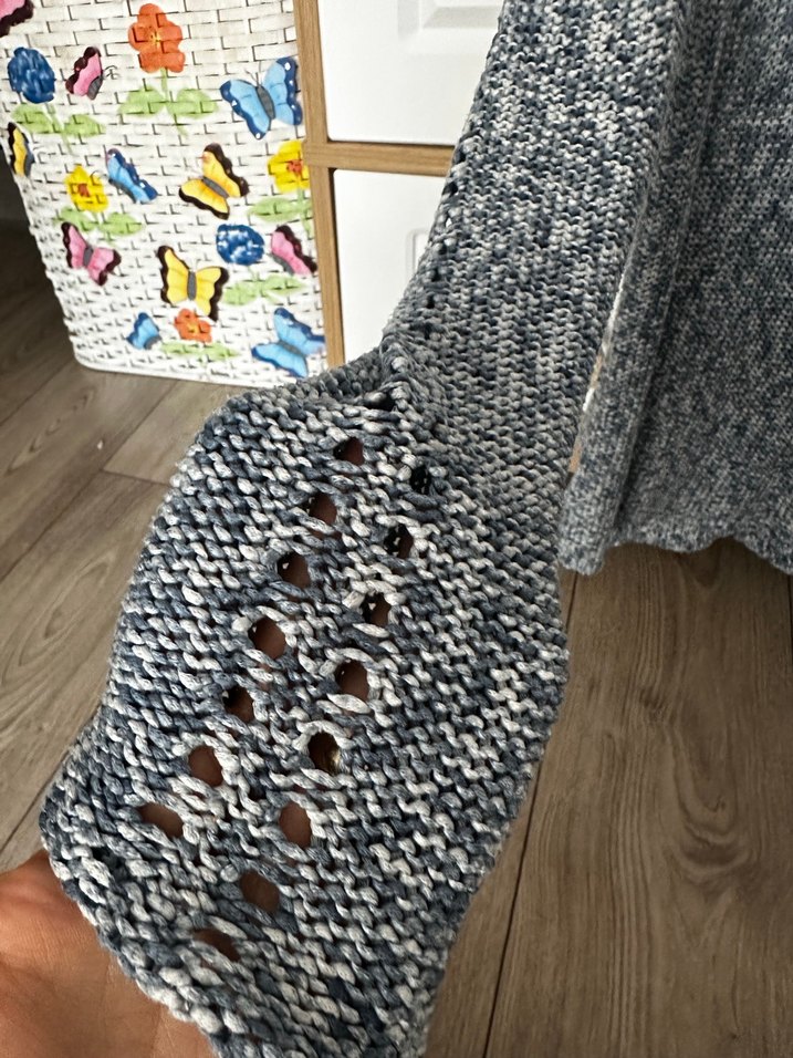 Mavi V Yaka Triko Kadın Kazak - Görsel 2