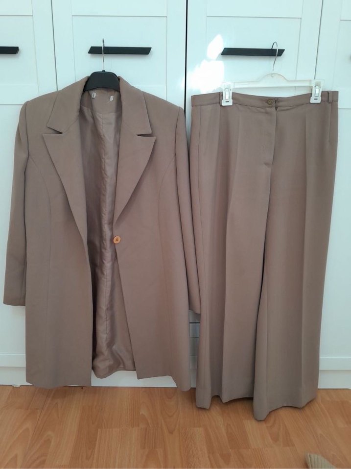 Bej Uzun Kollu Kadın Takım - Görsel 3