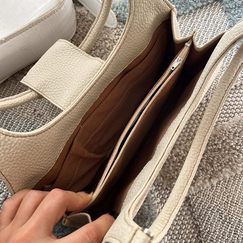 Beyaz Deri Kadın Çanta - Modern Klasik - Görsel 5