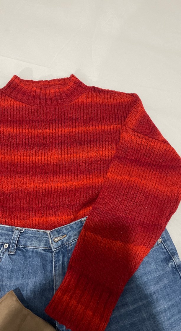 Kırmızı Yüksek Yaka Örgü Kadın Kazak - Görsel 2