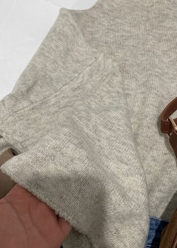 Boğazlı Gri Rahat Kadın Kazak - Görsel 4