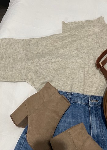 Boğazlı Gri Rahat Kadın Kazak - Görsel 5