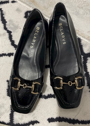 Klasik Şıklıkta Siyah Parlak Tokalı Loafer - Görsel 3