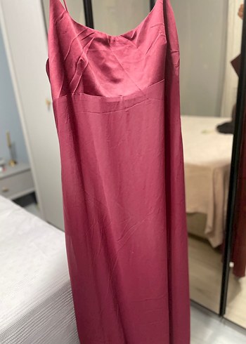 Bordo Saten Uzun sırt detaylı abiye