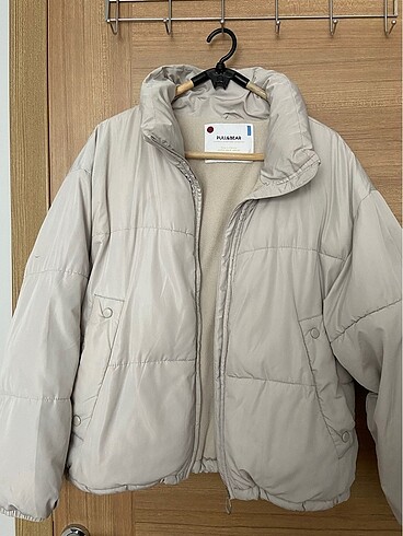PULL&BEAR MONT
