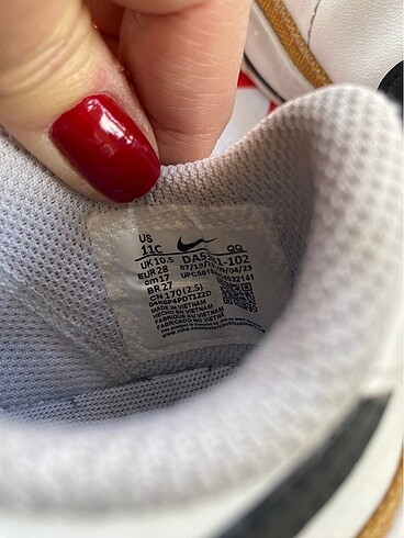 28 Beden Orijinal NIKE deri spor ayakkabı 28 numara