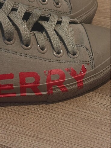 39 Beden Burberry ayakkabı