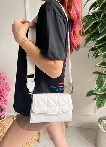 Kapitoneli Kolon Askılı Omuz Çantası 