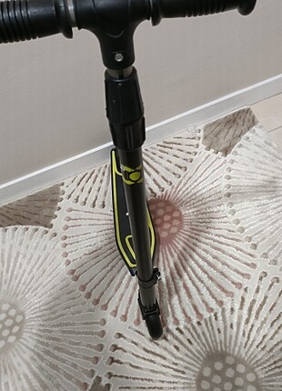 İki tekerlekli scooter