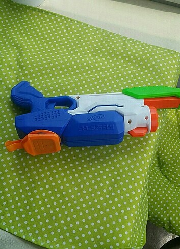 Nerf su tabancası