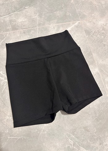 H&M Kadın Siyah Yüksek Bel Mini Şort