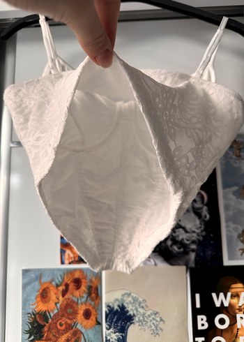 Beyaz Dantel İşlemeli Mini Büstiyer - Görsel 3