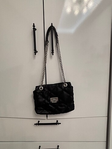 Stradivarius çanta