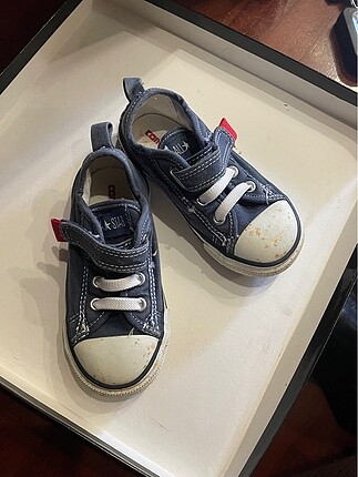 Bebek cırt cırtlı converse