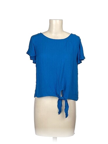 LC Waikiki Bluz %70 İndirimli.