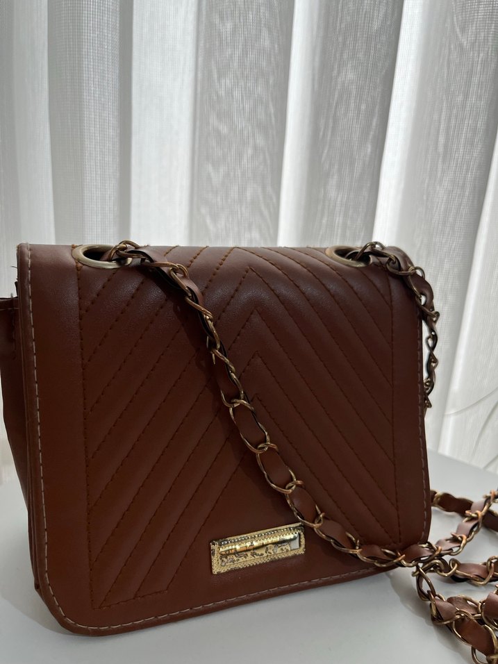Zincir Detaylı Kahverengi Deri Kadın Çanta - Görsel 2