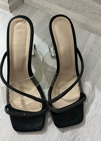 Siyah Minimalist Topuklu Kadın Terlik - Görsel 3