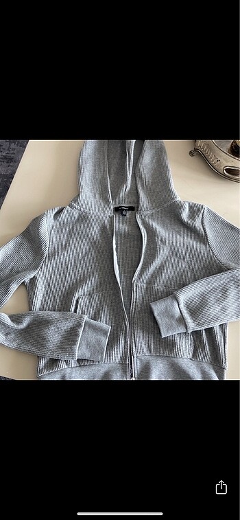 Fermuarlı sweatshirt