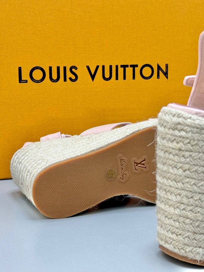 Louis vuitton Pembe Kadın Espadril Dolgu Topuklu Sandalet - Görsel 3