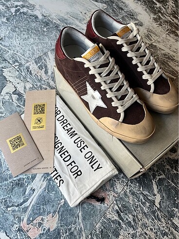 Golden goose deluxe