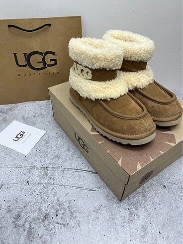 Ugg Boot