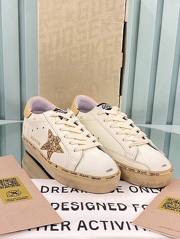 Golden Goose Deluxe Golden goose deluxe
