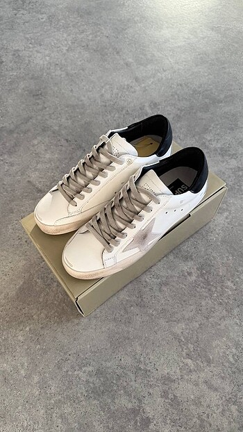 Golden goose deluxe