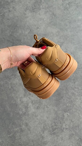 44 Beden Nike air force 1 luxe ?Flax