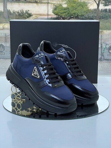 45 Beden Prada sneakers