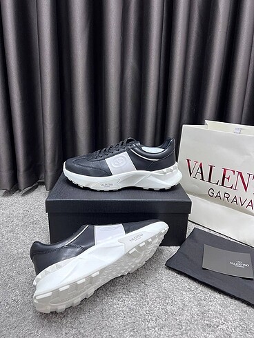 45 Beden siyah Renk Valentino garavani
