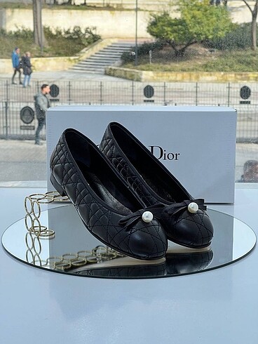 Christian Dior babet