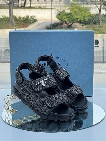 Prada sandalet