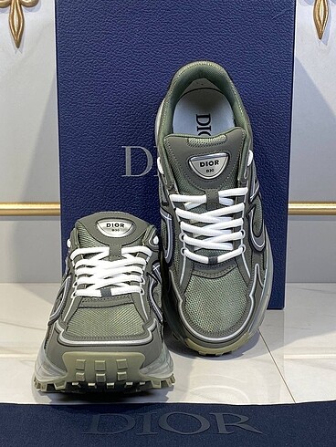 Christian Dior B30 sneakers