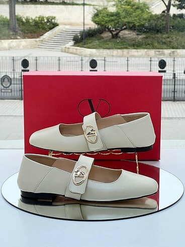 Valentino Valentino