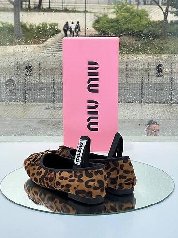 37 Beden Miu Miu