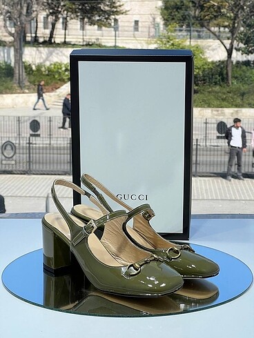 Gucci