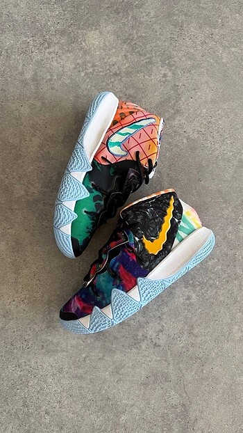 Nike Kybrid S2 pineapple
