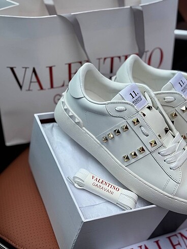 38 Beden Valentino