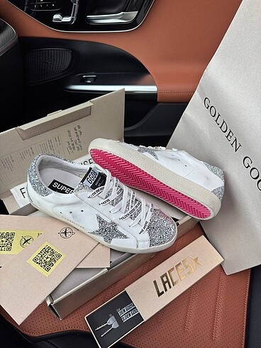 Golden Goose Deluxe Golden goose deluxe