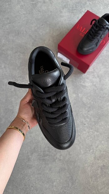 42 Beden Valentino garavani