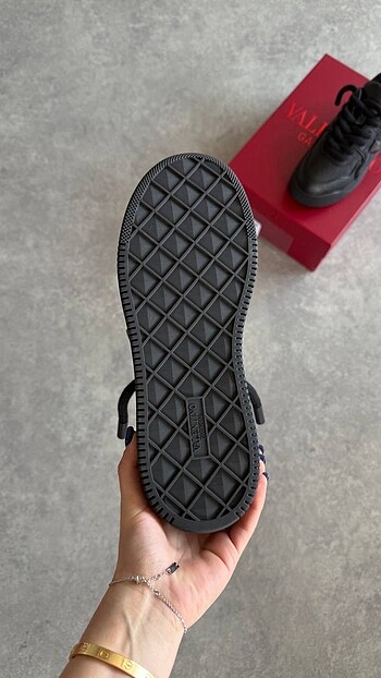42 Beden siyah Renk Valentino garavani
