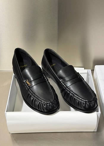 Yves Saint Laurent Siyah Deri Loafer