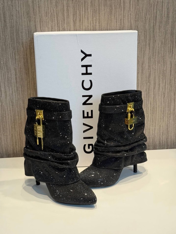 Givenchy Siyah Taşlı Sivri Topuklu Bot — görsel 4/6