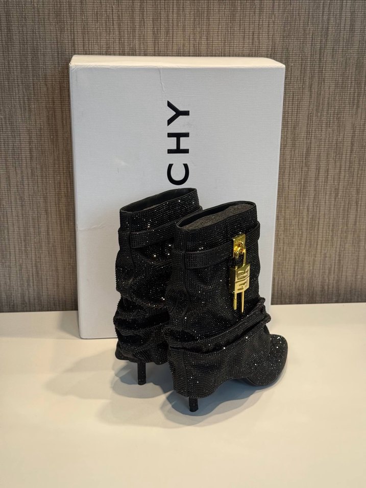 Givenchy Siyah Taşlı Sivri Topuklu Bot — görsel 2/6