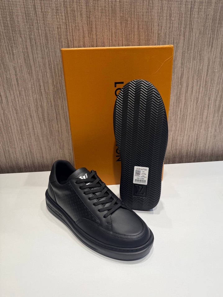 Louis Vuitton Siyah Deri Sneaker — görsel 6/6