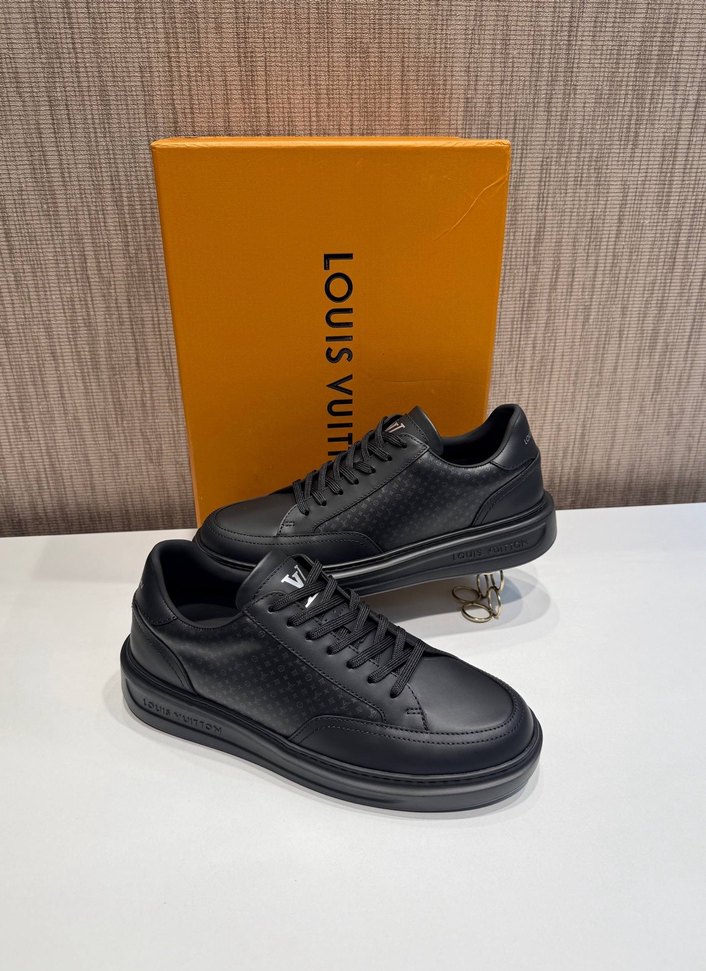 Louis Vuitton Siyah Deri Sneaker — görsel 4/6